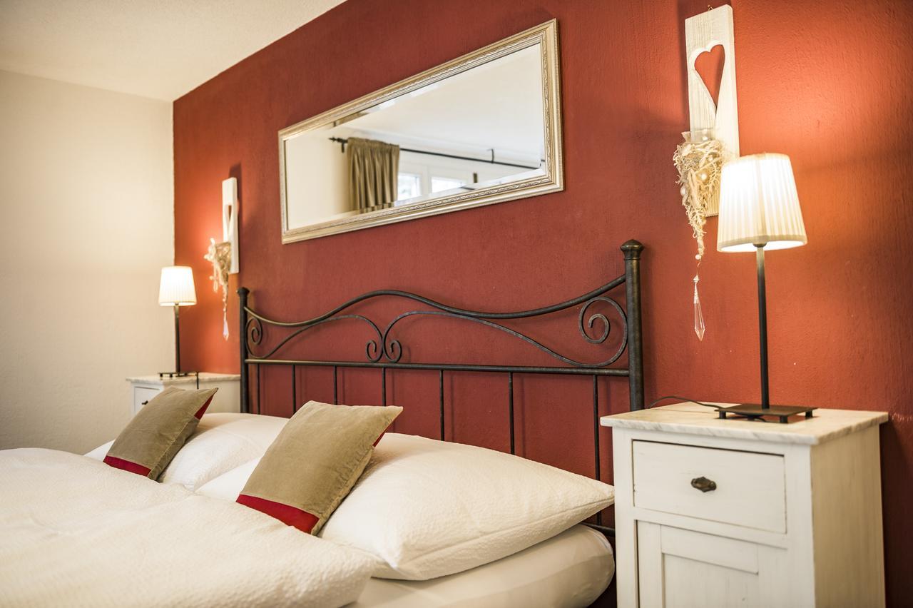 B3 Boutique-Bed&Breakfast Gsteigwiler Екстериор снимка